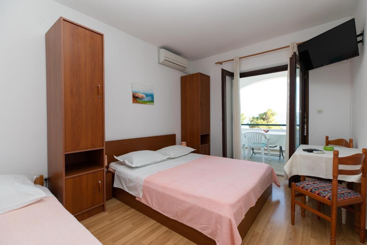 מימיצה Apartments By The Sea Medici, Omis - 1046 מראה חיצוני תמונה